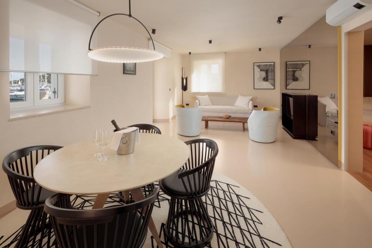 Hotel de apartamente Ribarska Koliba 4*